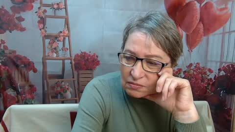 OlgaLuck online show from 04/29/26, 05:33