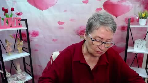 OlgaLuck online show from 05/13/26, 06:11