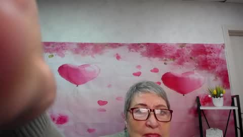 OlgaLuck online show from 05/18/26, 05:02