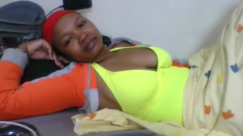 Snapshot of olgamariah203875 chatting on 06/11/26, 12:32 olgamariah203875 online show from 06/11/26, 12:32