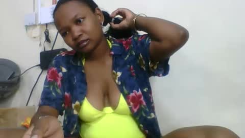 Snapshot of olgamariah203875 chatting on 06/11/26, 11:41 olgamariah203875 online show from 06/11/26, 11:41