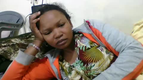 Snapshot of olgamariah203875 chatting on 06/19/26, 12:31 olgamariah203875 online show from 06/19/26, 12:31