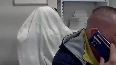 Snapshot of olimpio1230 chatting on 03/10/25, 06:34 olimpio1230 online show from 03/10/25, 06:34