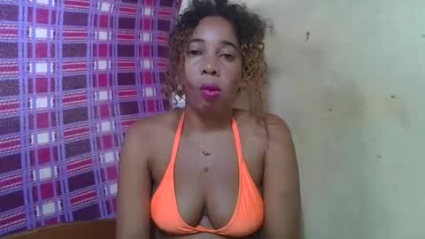 Snapshot of olinaa chatting on 04/22/26, 06:20 olinaa online show from 04/22/26, 06:20