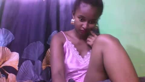 Snapshot of olinah610 chatting on 12/01/25, 06:02 olinah610 online show from 12/01/25, 06:02