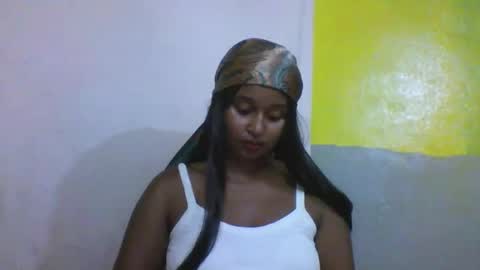 Snapshot of olinah610 chatting on 02/01/26, 03:32 olinah610 online show from 02/01/26, 03:32