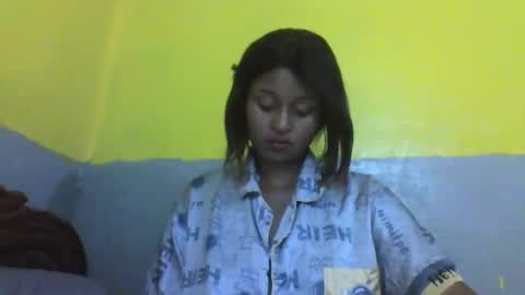 olinah610 online show from 02/13/26, 08:27