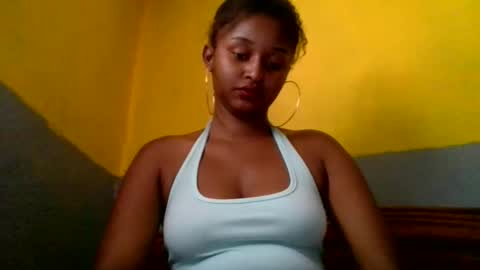 Snapshot of olinah610 chatting on 02/19/26, 08:10 olinah610 online show from 02/19/26, 08:10