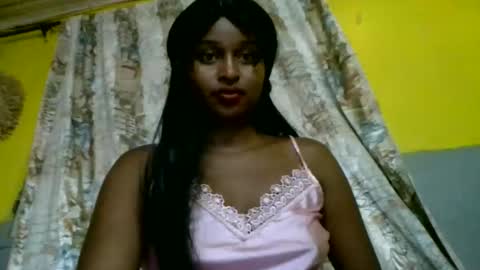 Snapshot of olinah610 chatting on 02/19/26, 08:16 olinah610 online show from 02/19/26, 08:16