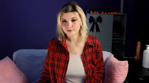 OliSunny Olivia online show from 11/03/25, 08:10