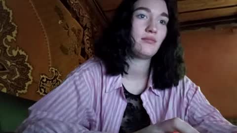 Snapshot of olivabibber chatting on 05/26/26, 11:17 Olivia online show from 05/26/26, 11:17