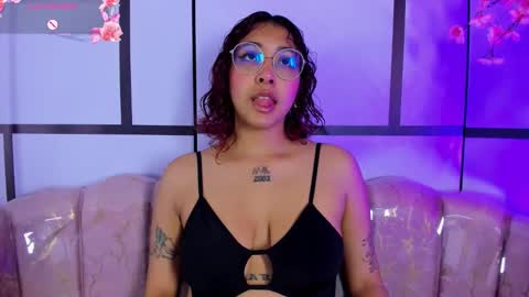 Snapshot of olivejoness_ chatting on 09/24/25, 06:06 olive online show from 09/24/25, 06:06