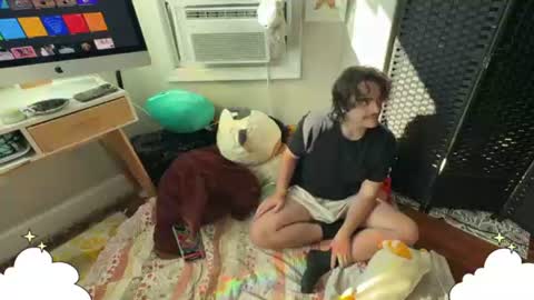 Olive 3 online show from 07/20/26, 09:17