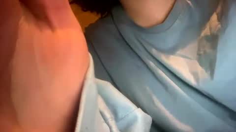 Snapshot of olivepeach chatting on 12/07/24, 02:02 Oil online show from 12/07/24, 02:02