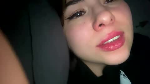 Snapshot of olivepeach chatting on 12/09/24, 12:23 Oil online show from 12/09/24, 12:23