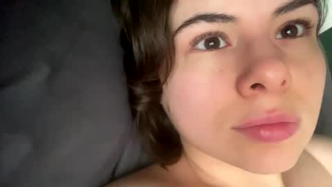 Snapshot of olivepeach chatting on 01/30/25, 09:36 Oil online show from 01/30/25, 09:36