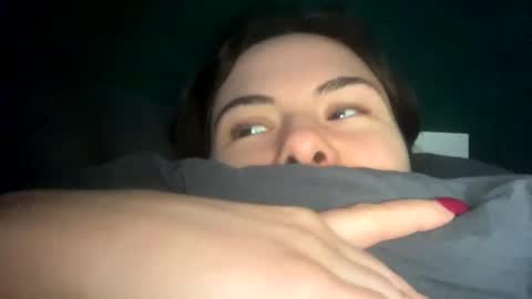 Snapshot of olivepeach chatting on 01/30/25, 12:37 Oil online show from 01/30/25, 12:37