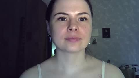 Snapshot of olivepeach chatting on 04/14/26, 09:59 Oil online show from 04/14/26, 09:59