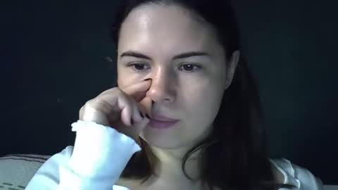 Snapshot of olivepeach chatting on 05/26/26, 11:50 Oil online show from 05/26/26, 11:50