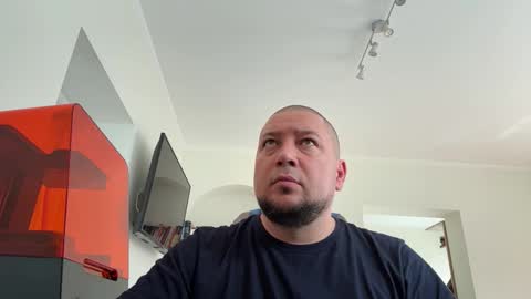 Snapshot of oliver841119 chatting on 03/28/26, 08:58 Oliver84 online show from 03/28/26, 08:58