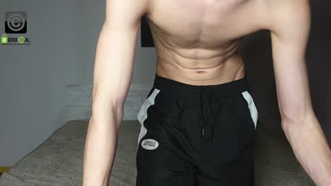 Oliver  Kaen online show from 12/26/24, 03:20