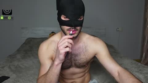 Oliver  Kaen online show from 02/01/25, 03:18