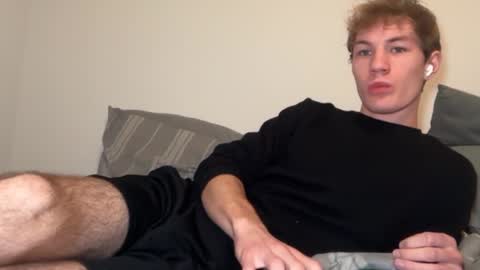 Snapshot of oliver_beck chatting on 01/11/25, 01:48 Oliver Beck online show from 01/11/25, 01:48