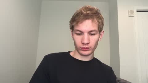 Snapshot of oliver_beck chatting on 02/08/25, 06:44 Oliver Beck online show from 02/08/25, 06:44