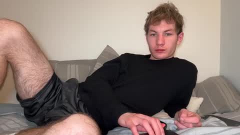 Snapshot of oliver_beck chatting on 02/13/25, 02:23 Oliver Beck online show from 02/13/25, 02:23