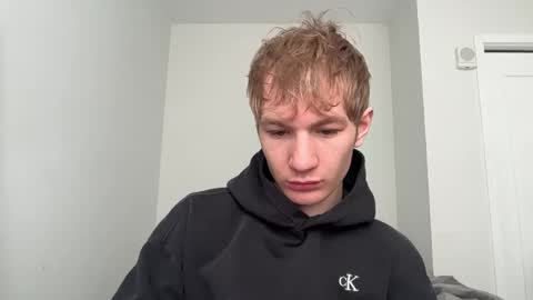 Snapshot of oliver_beck chatting on 03/01/25, 06:32 Oliver Beck online show from 03/01/25, 06:32