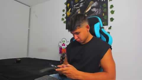 Oliver bray online show from 01/26/25, 12:58