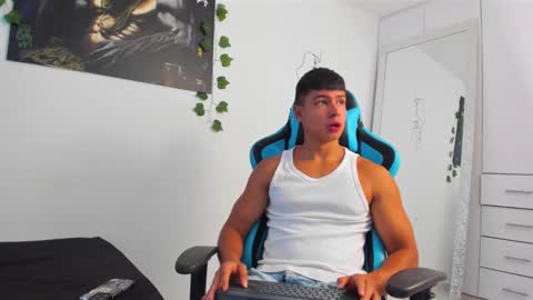 Oliver bray online show from 03/02/25, 04:42