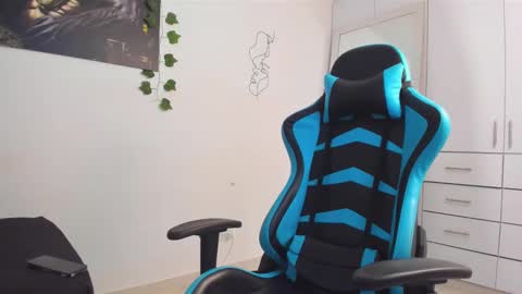 Oliver bray online show from 03/04/25, 04:09