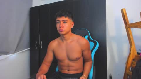 Oliver bray online show from 11/24/25, 04:07