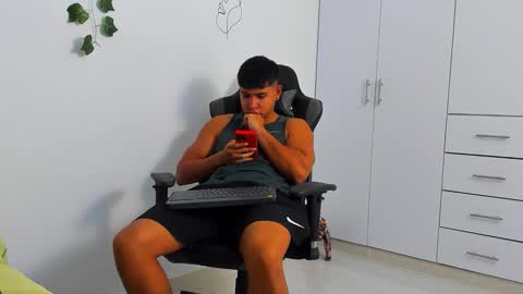 Oliver bray online show from 12/14/25, 10:58