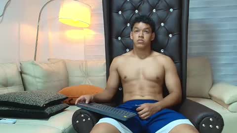 O L I V E R online show from 06/01/26, 02:35