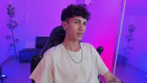 Oliver fast online show from 12/05/24, 06:32