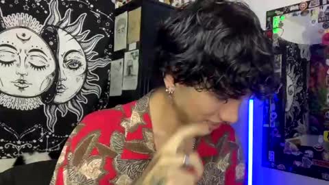 Oliver fast online show from 10/15/25, 06:13