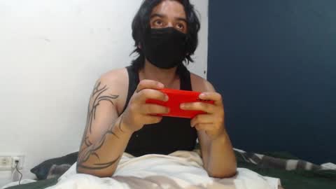 Snapshot of oliver_laid_2023 chatting on 12/07/24, 06:37 oliver_laid_2023 online show from 12/07/24, 06:37