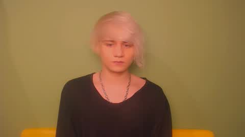 Snapshot of oliver_sweet_ chatting on 03/06/25, 01:58 Oliver online show from 03/06/25, 01:58
