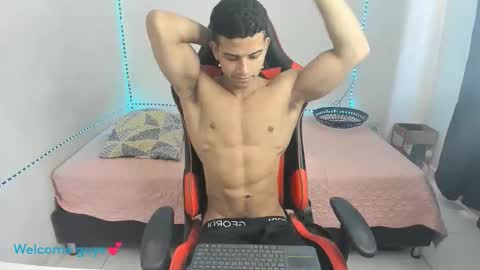 Snapshot of oliver_thompsson chatting on 12/20/25, 03:08 oliver thompsson online show from 12/20/25, 03:08