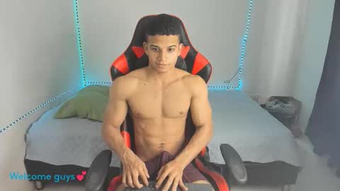 Snapshot of oliver_thompsson chatting on 01/15/26, 07:17 oliver thompsson online show from 01/15/26, 07:17