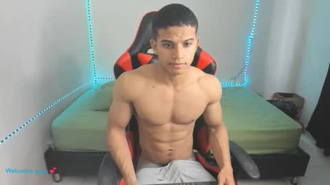 Snapshot of oliver_thompsson chatting on 02/01/26, 08:18 oliver thompsson online show from 02/01/26, 08:18