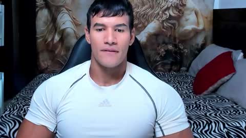 oliver_tommy online show from 11/04/25, 01:05