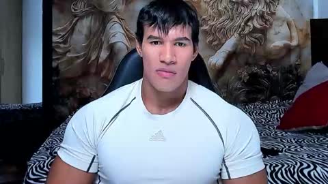 oliver_tommy online show from 11/28/25, 12:08