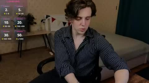 Oliver Evans online show from 05/12/26, 01:03
