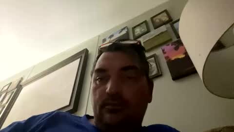oliverclothesoff1211 online show from 05/15/26, 05:25