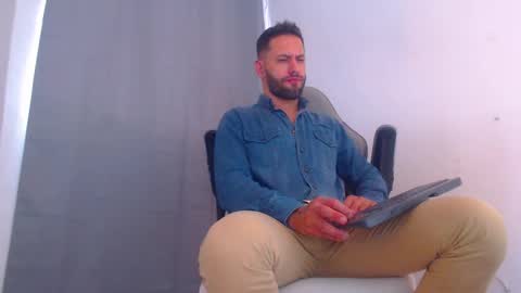 Snapshot of oliverdrew1 chatting on 01/04/25, 06:19 oliver online show from 01/04/25, 06:19