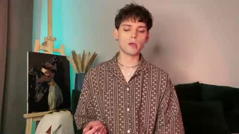 oliverlawrence online show from 06/08/26, 05:13