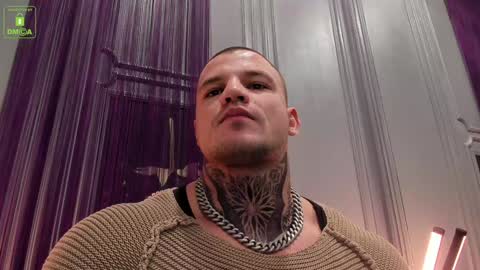 Snapshot of oliversport chatting on 12/21/24, 03:31 OliverSport online show from 12/21/24, 03:31